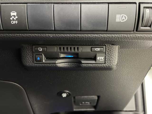 トヨタ カローラ スポーツ ハイブリッドG スタイルPKG 鹿児島県 2020(令2)年 3.4万km プラチナホワイトパールマイカ TRDエアロ【フロント・リア・サイド】/TRDドアハンドルプロテクター/TRDペダルカバー【ブレーキ・アクセル】/サイドドアアンダーガーニッシュ/ステアリングガーニッシュ/専用ドリンクホルダー(D席)/黒ハーフレザーシート/純正9インチディスプレイオーディオ/(USB/AM/FM/Bluetooth/CD/DVD/フルセグTV/ナビキット】/CD・DVDデッキ/バックカメラ/ビルトインETC/前後ドライブレコーダーCOMTEC【DC-DR652】/Toyota Safety Sense/・PCS(プリクラッシュセーフティ)/・LTA(レーントレーシングアシスト)/・RSA(ロードサインアシスト)/・オートマチックハイビーム/・先行車発進告知機能/・レーダークルーズコントロール(全車速追従機能付き)/BSM(ブラインドスポットモニター)/RCTA(リヤクロストラフィックアラート)/PKSB(パーキングサポートブレーキ)/オートライト/クリアランスソナー/コーナーセンサー/シートヒーター(D/N席)/ブレーキホールド/電格ウィンカーミラー/純正フロアマット/純正16インチアルミホイール/USB充電ソケット/スペアキー×１/ドアバイザー/取扱説明書/保証書