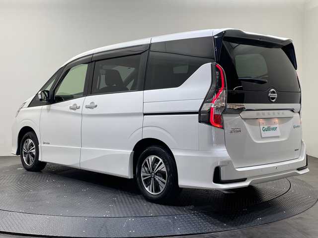 日産 セレナ e－パワー ハイウェイスター V 愛媛県 2022(令4)年 3.1万km ブリリアントホワイトパール １０型ナビ/フルセグ／Ｂｌｕｅｔｏｏｔｈ／USB/全方位カメラ/後席モニター/衝突軽減ブレーキ/レーダークルーズコントロール/ＥＴＣ/前方ドライブレコーダー/両側パワースライドドア/前後コーナーセンサー/レーンキープアシスト/前方ドライブレコーダー/DN席シートヒーター/LEDヘッドライト