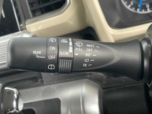 スズキ クロスビー HYBRID MX 静岡県 2019(平31)年 2.7万km スーパーブラックパール 3トーンコーディネート 社外オーディオ/社外フロアマット/スマートキー/プッシュスタート/アイドリングストップ/キセノン/ドライブレコーダー前