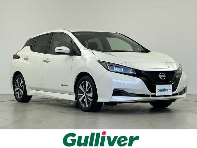 日産 リーフ X 岐阜県 2021(令3)年 2.8万km ブリリアントホワイトパール 純正ナビ/Bluetooth/USB/HDMI/フルセグTV/バックカメラ/エマージェンシーブレーキ/車線逸脱警報/道路標識表示/コーナーセンサー/シートヒーター/ステアリングヒーター/ビルトインETC/ドライブレコーダー/オートLEDヘッドライト/プッシュスタート/純正16インチアルミホイール