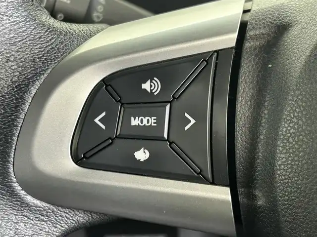 ダイハツ ウェイク G ターボ SA Ⅱ 群馬県 2016(平28)年 6.4万km ブラックマイカメタリック ７インチナビ　バックカメラ　衝突軽減システム　横滑り防止両側パワースライドドア　ドライブレコーダー　ETC スマートキー　プッシュスタート　純正フロアマット　純正アルミホイール　禁煙車