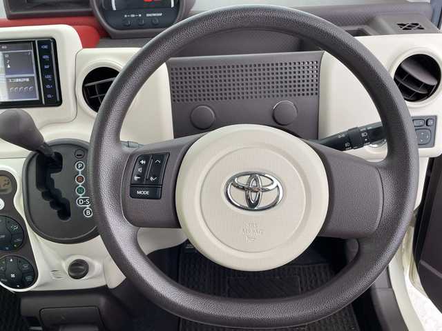 トヨタ ポルテ F 愛知県 2019(平31)年 4万km クリームベージュ 純正ナビ/片側パワースライド/バックカメラ/レーンキープアシスト/オートマチックハイビーム/ドライブレコーダー/ＥＴＣ/ステアリングスイッチ/スマートキー/プッシュスタート