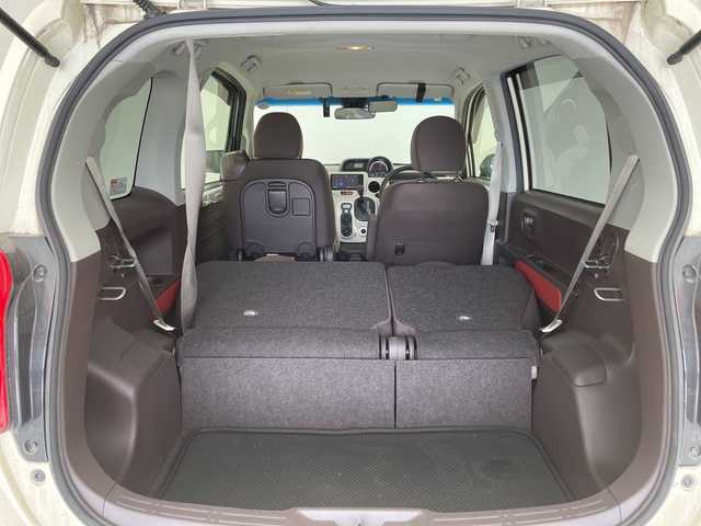 トヨタ ポルテ F 愛知県 2019(平31)年 4万km クリームベージュ 純正ナビ/片側パワースライド/バックカメラ/レーンキープアシスト/オートマチックハイビーム/ドライブレコーダー/ＥＴＣ/ステアリングスイッチ/スマートキー/プッシュスタート