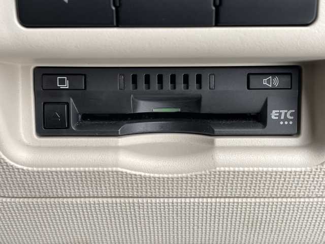 トヨタ ポルテ F 愛知県 2019(平31)年 4万km クリームベージュ 純正ナビ/片側パワースライド/バックカメラ/レーンキープアシスト/オートマチックハイビーム/ドライブレコーダー/ＥＴＣ/ステアリングスイッチ/スマートキー/プッシュスタート