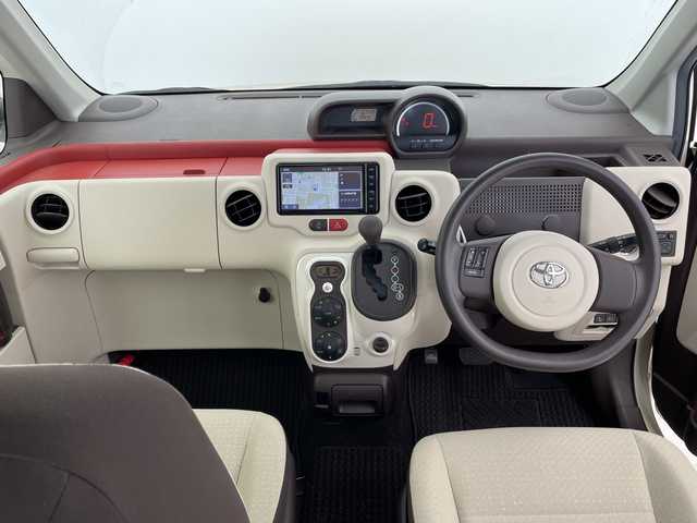 トヨタ ポルテ F 愛知県 2019(平31)年 4万km クリームベージュ 純正ナビ/片側パワースライド/バックカメラ/レーンキープアシスト/オートマチックハイビーム/ドライブレコーダー/ＥＴＣ/ステアリングスイッチ/スマートキー/プッシュスタート