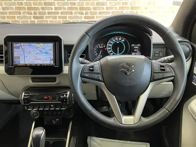 スズキ イグニス ハイブリッド MZ 岩手県 2016(平28)年 7.9万km ヘリオスゴールドパールメタリック/ブラック2トーン ４WD/メーカーオプション セーフティパッケージ/デュアルカメラブレーキサポート/車線逸脱警報/誤発進抑制機能/先行車発信お知らせ機能/ふらつき警報機能/横滑り防止装置/アイドリングストップ/クルーズコントロール/ヒルディセントコントロール/グリップコントロール/前席シートヒーター/パドルシフト/純正ナビ/ワンセグTV/バックカメラ/ETC/LEDヘッドライト/フロント・リヤフォグランプ/純正16インチアルミホイール