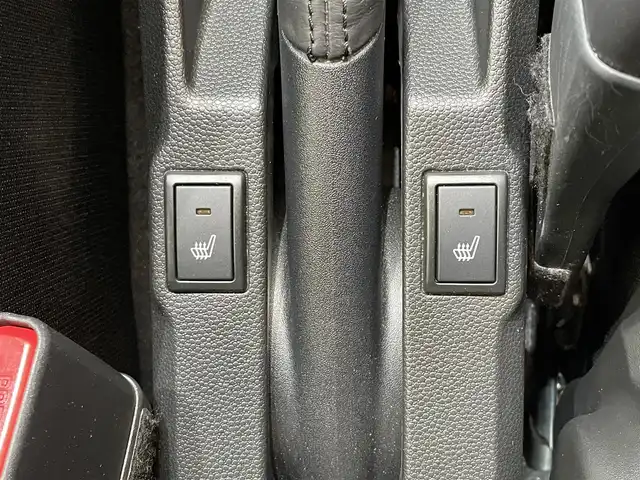 スズキ イグニス ハイブリッド MZ 岩手県 2016(平28)年 7.9万km ヘリオスゴールドパールメタリック/ブラック2トーン ４WD/メーカーオプション セーフティパッケージ/デュアルカメラブレーキサポート/車線逸脱警報/誤発進抑制機能/先行車発信お知らせ機能/ふらつき警報機能/横滑り防止装置/アイドリングストップ/クルーズコントロール/ヒルディセントコントロール/グリップコントロール/前席シートヒーター/パドルシフト/純正ナビ/ワンセグTV/バックカメラ/ETC/LEDヘッドライト/フロント・リヤフォグランプ/純正16インチアルミホイール