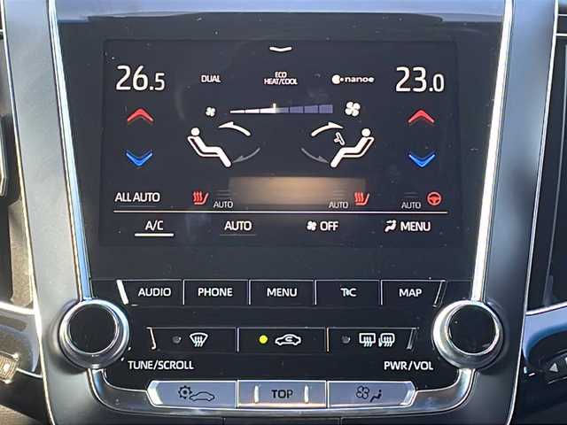 トヨタ クラウン ハイブリッド RS アドバンス 茨城県 2018(平30)年 5.2万km ホワイトパールクリスタルシャイン 純正SDナビ(Bluetooth/CD/DVDアラウンドビューモニター/フルセグTV)/クルーズコントロール/ドライブレコーダー/パワーシート/レザーシート/ETC2.0/横滑り防止装置/コーナーセンサー/レーンキープアシスト/LEDオートライト/オートマチックハイビーム/カーテンエアバッグ/MTモード付AT/パーキングアシスト/冷房AAC/純正フロアマット/純正エアロ/18インチ純正アルミホイール