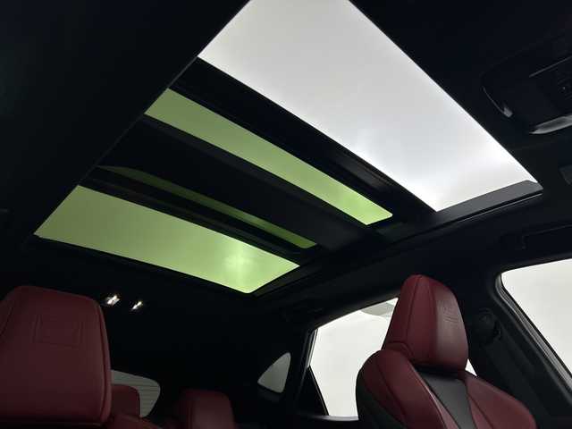 レクサス ＮＸ 350h Fスポーツ 福島県 2023(令5)年 2.8万km グラファイトブラックガラスフレーク ／禁煙車/／パノラミックビューモニター/／パノラマルーフ/／ワイヤレス充電/／Lexus Safety System＋/・プリクラッシュセーフティ/・レーントレーシングアシスト/・レーダークルーズコントロール/・オートマチックハイビーム/・クリアランスソナー/・パーキングサポートブレーキ/／ブラインドスポットモニター/／ヘッドアップディスプレイ/／アドバンスドパーク/／純正ナビ/・BT.USB.HDMI/・フルセグTV/／電動リアゲート/／赤 本革シート/・前席シートヒーター/・前席エアーシート/・前席パワーシート/・D席シートメモリー/／パドルシフト/・ステアリングヒーター/・ステアリングスイッチ/／ワイヤレス充電/／ビルトインETC2.0/／三眼LEDヘッドライト/・LEDフォグライト/／純正20インチAW/／社外フロアマット/／オートワイパー/／ミラーヒーター