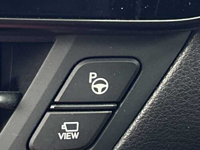 レクサス ＮＸ 350h Fスポーツ 福島県 2023(令5)年 2.8万km グラファイトブラックガラスフレーク ／禁煙車/／パノラミックビューモニター/／パノラマルーフ/／ワイヤレス充電/／Lexus Safety System＋/・プリクラッシュセーフティ/・レーントレーシングアシスト/・レーダークルーズコントロール/・オートマチックハイビーム/・クリアランスソナー/・パーキングサポートブレーキ/／ブラインドスポットモニター/／ヘッドアップディスプレイ/／アドバンスドパーク/／純正ナビ/・BT.USB.HDMI/・フルセグTV/／電動リアゲート/／赤 本革シート/・前席シートヒーター/・前席エアーシート/・前席パワーシート/・D席シートメモリー/／パドルシフト/・ステアリングヒーター/・ステアリングスイッチ/／ワイヤレス充電/／ビルトインETC2.0/／三眼LEDヘッドライト/・LEDフォグライト/／純正20インチAW/／社外フロアマット/／オートワイパー/／ミラーヒーター