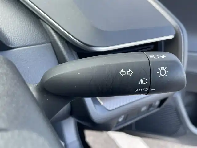 トヨタ プリウス Z 香川県 2024(令6)年 2.6万km アティチュードブラックマイカ 登録時走行距離：25892km/メーカー純正12.3型メモリナビ/　BT接続　フルセグTV/全方位カメラ/パーキングサポート/プリクラッシュセーフティシステム/レーダークルーズコントロール/レーンキープアシスト/クリアランスソナー/ブラインドスポットモニター/オートハイビーム/LEDヘッドライト/オートライト/ブラックレザーシート/シートヒーター/シートベンチレーション/パワーシート/シートメモリ/革巻きステアリング/ステアリングスイッチ/ステアリングヒーター/AC100V充電/置くだけ充電/ビルトインETC2.0/プッシュスタート/スマートキー