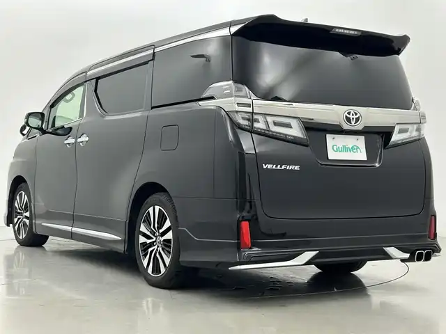 トヨタ ヴェルファイア Z Gエディション 熊本県 2018(平30)年 3.7万km バーニングブラッククリスタルシャインガラスフレーク モデリスタエアロフル/純正ナビNSZN-Z68T（ＣＤ・ＤＶＤ・フルセグ・ＢＴ）/バックカメラ　/社外前方ドライブレコーダー　/純正フリップダウンモニター/ビルトインＥＴＣ２．０　/トヨタセーフティーセンス/・プリクラッシュセーフティ/・レーンキープアシスト/・レーンディパーチャーアラート/・アダブティブクルーズコントロール/・オートハイビーム/・ロードサインアシスト/・駐車時支援パーキングサポートシステム/横滑り防止/前後クリアランスソナー　/パワーバックドア　/前席シートヒーター　/前席エアーシート　/前席パワーシート/ステアリングヒーター/助手席・2列目オットマン/レザーシート/電動パーキング/ブレーキホールド/純正フロアマット/純正１８インチAW/オートライト/LEDヘッドライト/フォグライト/スマートキー/プッシュスタート/スペアキー1本/保証書/取扱説明書