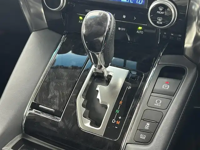 トヨタ ヴェルファイア Z Gエディション 熊本県 2018(平30)年 3.7万km バーニングブラッククリスタルシャインガラスフレーク モデリスタエアロフル/純正ナビNSZN-Z68T（ＣＤ・ＤＶＤ・フルセグ・ＢＴ）/バックカメラ　/社外前方ドライブレコーダー　/純正フリップダウンモニター/ビルトインＥＴＣ２．０　/トヨタセーフティーセンス/・プリクラッシュセーフティ/・レーンキープアシスト/・レーンディパーチャーアラート/・アダブティブクルーズコントロール/・オートハイビーム/・ロードサインアシスト/・駐車時支援パーキングサポートシステム/横滑り防止/前後クリアランスソナー　/パワーバックドア　/前席シートヒーター　/前席エアーシート　/前席パワーシート/ステアリングヒーター/助手席・2列目オットマン/レザーシート/電動パーキング/ブレーキホールド/純正フロアマット/純正１８インチAW/オートライト/LEDヘッドライト/フォグライト/スマートキー/プッシュスタート/スペアキー1本/保証書/取扱説明書