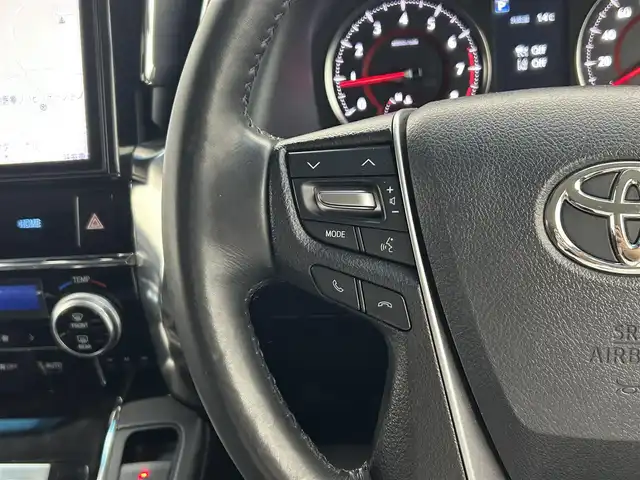 トヨタ ヴェルファイア Z Gエディション 熊本県 2018(平30)年 3.7万km バーニングブラッククリスタルシャインガラスフレーク モデリスタエアロフル/純正ナビNSZN-Z68T（ＣＤ・ＤＶＤ・フルセグ・ＢＴ）/バックカメラ　/社外前方ドライブレコーダー　/純正フリップダウンモニター/ビルトインＥＴＣ２．０　/トヨタセーフティーセンス/・プリクラッシュセーフティ/・レーンキープアシスト/・レーンディパーチャーアラート/・アダブティブクルーズコントロール/・オートハイビーム/・ロードサインアシスト/・駐車時支援パーキングサポートシステム/横滑り防止/前後クリアランスソナー　/パワーバックドア　/前席シートヒーター　/前席エアーシート　/前席パワーシート/ステアリングヒーター/助手席・2列目オットマン/レザーシート/電動パーキング/ブレーキホールド/純正フロアマット/純正１８インチAW/オートライト/LEDヘッドライト/フォグライト/スマートキー/プッシュスタート/スペアキー1本/保証書/取扱説明書