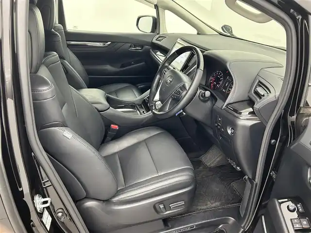 トヨタ ヴェルファイア Z Gエディション 熊本県 2018(平30)年 3.7万km バーニングブラッククリスタルシャインガラスフレーク モデリスタエアロフル/純正ナビNSZN-Z68T（ＣＤ・ＤＶＤ・フルセグ・ＢＴ）/バックカメラ　/社外前方ドライブレコーダー　/純正フリップダウンモニター/ビルトインＥＴＣ２．０　/トヨタセーフティーセンス/・プリクラッシュセーフティ/・レーンキープアシスト/・レーンディパーチャーアラート/・アダブティブクルーズコントロール/・オートハイビーム/・ロードサインアシスト/・駐車時支援パーキングサポートシステム/横滑り防止/前後クリアランスソナー　/パワーバックドア　/前席シートヒーター　/前席エアーシート　/前席パワーシート/ステアリングヒーター/助手席・2列目オットマン/レザーシート/電動パーキング/ブレーキホールド/純正フロアマット/純正１８インチAW/オートライト/LEDヘッドライト/フォグライト/スマートキー/プッシュスタート/スペアキー1本/保証書/取扱説明書