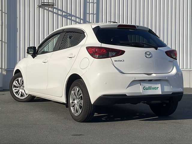 マツダ マツダ２ 15C 三重県 2020(令2)年 3.7万km アークティックホワイト 純正コネクトナビ/バックカメラ/ＢＳＭ/レーンキープアシスト/コーナーセンサー/パーキングセンサー/アイドリングストップ/ステアスイッチ/ＭＴモード/衝突被害軽減システム/ＬＥＤオートライト/ＵＳＢ入力ポート/ＡＵＸ/電動格納ミラー/禁煙車