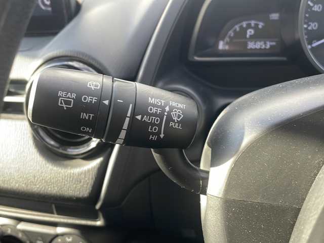 マツダ マツダ２ 15C 三重県 2020(令2)年 3.7万km アークティックホワイト 純正コネクトナビ/バックカメラ/ＢＳＭ/レーンキープアシスト/コーナーセンサー/パーキングセンサー/アイドリングストップ/ステアスイッチ/ＭＴモード/衝突被害軽減システム/ＬＥＤオートライト/ＵＳＢ入力ポート/ＡＵＸ/電動格納ミラー/禁煙車