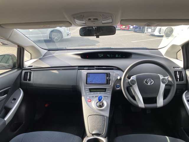 トヨタ プリウス S　マイコーデ 岐阜県 2013(平25)年 6.4万km ボルドーマイカメタリック 【登録時走行距離：63301km】/純正7型ナビ/フルセグTV/バックカメラ/純正フロアマット/純正ドアバイザー/純正アルミホイール/ビルトインETC/Bluetooth/オートエアコン/プッシュスタート/スマートキー/電動格納ミラー