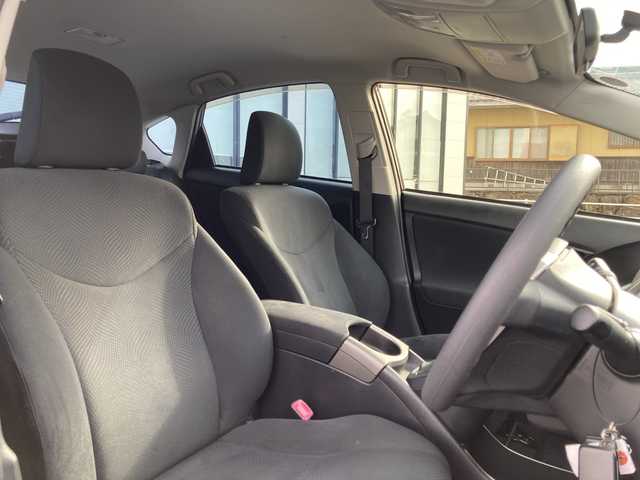 トヨタ プリウス S　マイコーデ 岐阜県 2013(平25)年 6.4万km ボルドーマイカメタリック 【登録時走行距離：63301km】/純正7型ナビ/フルセグTV/バックカメラ/純正フロアマット/純正ドアバイザー/純正アルミホイール/ビルトインETC/Bluetooth/オートエアコン/プッシュスタート/スマートキー/電動格納ミラー