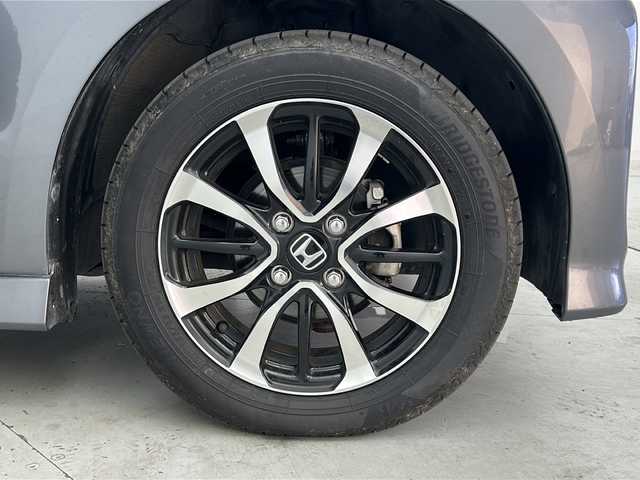 ホンダ Ｎ ＢＯＸ カスタム G L ホンダセンシング 宮城県 2020(令2)年 3.5万km シャイニンググレーM ホンダセンシング/・アダプティブクルーズコントロール/・レーンキープアシスト/・パーキングセンサー/・衝突軽減ブレーキ/.横滑り防止機能/両側パワースライドドア/前席シートヒーター/純正8インチナビ/・BT.CD.DVD.SD.USB/フルセグTV/バックカメラ/純正ドライブレコーダー/LEDヘッドライト/LEDフォグライト/プッシュスタート/スマートキー2本/ステアリングスイッチ/純正14インチAW/純正フロアマット