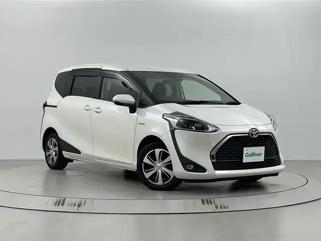 トヨタ シエンタ ハイブリッド G クエロ 埼玉県 2020(令2)年 5.1万km ホワイトパールクリスタルシャイン 純正７型ナビ　/バックカメラ　/両側パワースライドドア　/クルーズコントロール　/フルセグＴＶ　/前後コーナーセンサー　/ＬＥＤヘッドライト　/ハーフレザーシート　/Ｂｌｕｅｔｏｏｔｈ　/ビルトインＥＴＣ/フォグライト/革巻きステアリング/オートライト