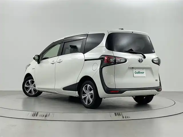 トヨタ シエンタ ハイブリッド G クエロ 埼玉県 2020(令2)年 5.1万km ホワイトパールクリスタルシャイン 純正７型ナビ　/バックカメラ　/両側パワースライドドア　/クルーズコントロール　/フルセグＴＶ　/前後コーナーセンサー　/ＬＥＤヘッドライト　/ハーフレザーシート　/Ｂｌｕｅｔｏｏｔｈ　/ビルトインＥＴＣ/フォグライト/革巻きステアリング/オートライト