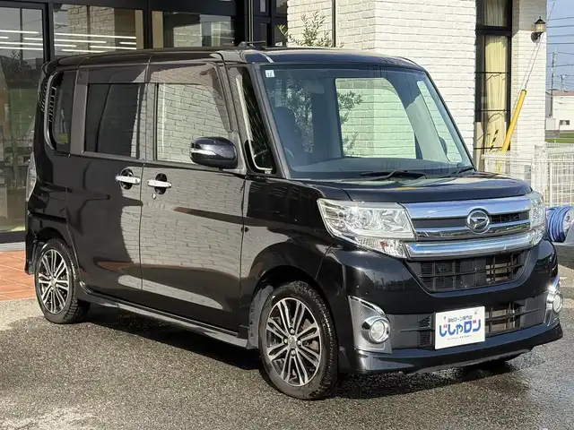 ダイハツ タント カスタム RS 高知県 2015(平27)年 9.8万km ブラックマイカメタリック (株)IDOMが運営する【じしゃロン高知店】の自社ローン専用車両になります。こちらは現金またはオートローンご利用時の価格です。自社ローンご希望の方は別途その旨お申付け下さい