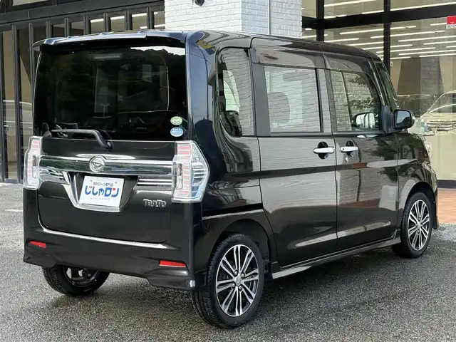 ダイハツ タント カスタム RS 高知県 2015(平27)年 9.8万km ブラックマイカメタリック (株)IDOMが運営する【じしゃロン高知店】の自社ローン専用車両になります。こちらは現金またはオートローンご利用時の価格です。自社ローンご希望の方は別途その旨お申付け下さい