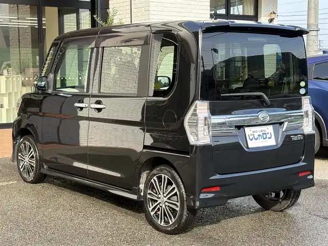 ダイハツ タント カスタム RS 高知県 2015(平27)年 9.8万km ブラックマイカメタリック (株)IDOMが運営する【じしゃロン高知店】の自社ローン専用車両になります。こちらは現金またはオートローンご利用時の価格です。自社ローンご希望の方は別途その旨お申付け下さい