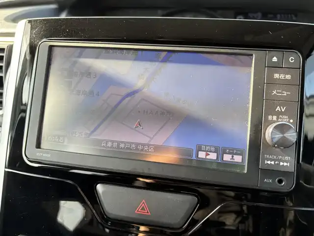 ダイハツ タント カスタム RS 高知県 2015(平27)年 9.8万km ブラックマイカメタリック (株)IDOMが運営する【じしゃロン高知店】の自社ローン専用車両になります。こちらは現金またはオートローンご利用時の価格です。自社ローンご希望の方は別途その旨お申付け下さい
