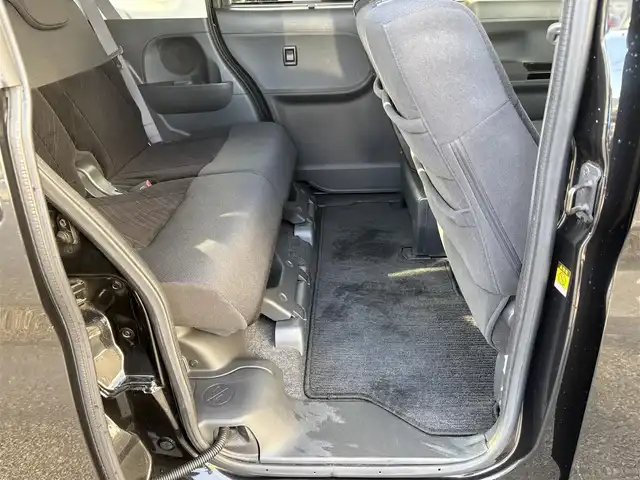 ダイハツ タント カスタム RS 高知県 2015(平27)年 9.8万km ブラックマイカメタリック (株)IDOMが運営する【じしゃロン高知店】の自社ローン専用車両になります。こちらは現金またはオートローンご利用時の価格です。自社ローンご希望の方は別途その旨お申付け下さい