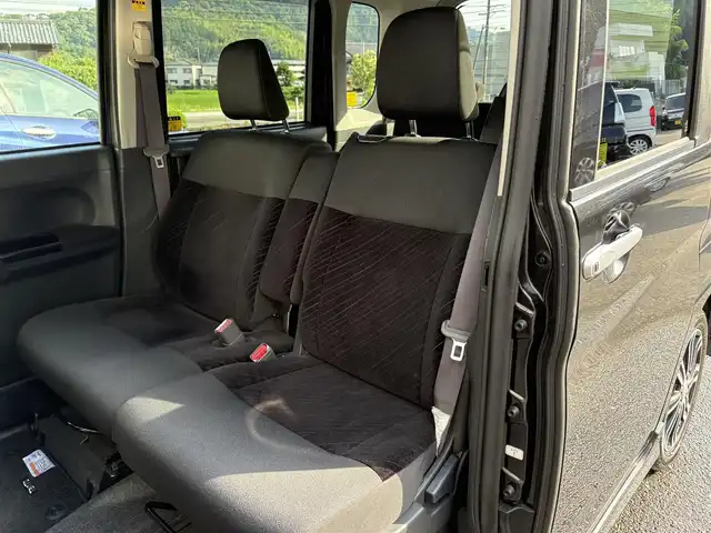 ダイハツ タント カスタム RS 高知県 2015(平27)年 9.8万km ブラックマイカメタリック (株)IDOMが運営する【じしゃロン高知店】の自社ローン専用車両になります。こちらは現金またはオートローンご利用時の価格です。自社ローンご希望の方は別途その旨お申付け下さい