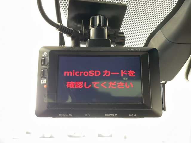 トヨタ アルファードハイブリット エグゼクティブ ラウンジ S 道央・札幌 2018(平30)年 3.8万km ブラック ・４ＷＤ/・ツインムーンルーフ/・JBLサラウンドシステム/・フリップダウンモニター/・トヨタセーフティセンス/・アクティブクルーズコントロール/・メーカーメモリナビ/・BD・DVD・CD・USB・BT・HDMI/・フルセグTV/・黒レザーシート（シートヒーター＆エアシート）/・パワーシート/・エグゼクティブシート（シートヒーター＆エアシート）/・パワーシート/・後席シートトレイ/・デジタルインナーミラー/・ＢＳＭ/・前後ドライブレコーダー/・スマートキー/・LEDヘッドライト/・LEDフォグライト/・ドアバイザー/・置くだけ充電/・100Vコンセント電源