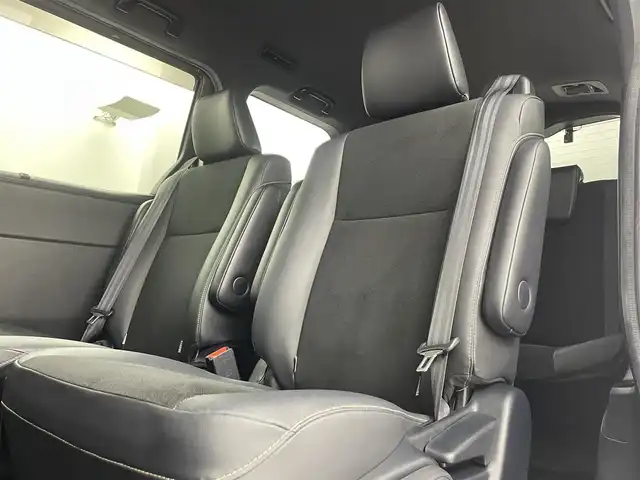 トヨタ ノア ハイブリッド Si ダブルバイビーⅡ 埼玉県 2019(平31)年 4.9万km 黒 １２型後席モニター　両側電動ドア　９型ナビ　衝突軽減　前後ドラレコ　前席シートヒーター　ハーフレザー　ＥＴＣ　バックカメラ　フルセグ　クルコン　ＣＤ　ＤＶＤ　ＢＴ　スマートキー　純正フロアマット