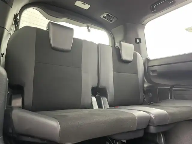 トヨタ ノア ハイブリッド Si ダブルバイビーⅡ 埼玉県 2019(平31)年 4.9万km 黒 １２型後席モニター　両側電動ドア　９型ナビ　衝突軽減　前後ドラレコ　前席シートヒーター　ハーフレザー　ＥＴＣ　バックカメラ　フルセグ　クルコン　ＣＤ　ＤＶＤ　ＢＴ　スマートキー　純正フロアマット