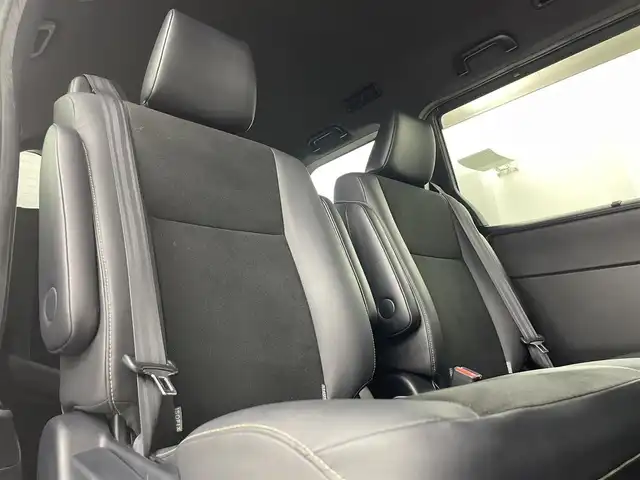 トヨタ ノア ハイブリッド Si ダブルバイビーⅡ 埼玉県 2019(平31)年 4.9万km 黒 １２型後席モニター　両側電動ドア　９型ナビ　衝突軽減　前後ドラレコ　前席シートヒーター　ハーフレザー　ＥＴＣ　バックカメラ　フルセグ　クルコン　ＣＤ　ＤＶＤ　ＢＴ　スマートキー　純正フロアマット