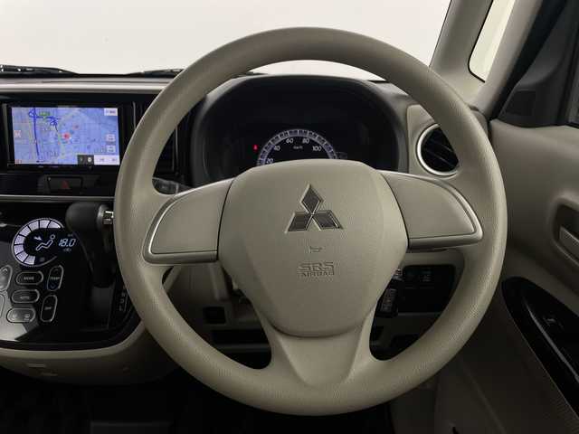 三菱 ｅＫスペース G セーフティパッケージ 新潟県 2019(平31)年 6万km アメジストブラック 4WD/社外SDナビ/　　CD/DVD/FM/AM/BT/アラウンドビューモニター/片側パワースライドドア/シートヒーター/アイドリングストップ/スマートキー