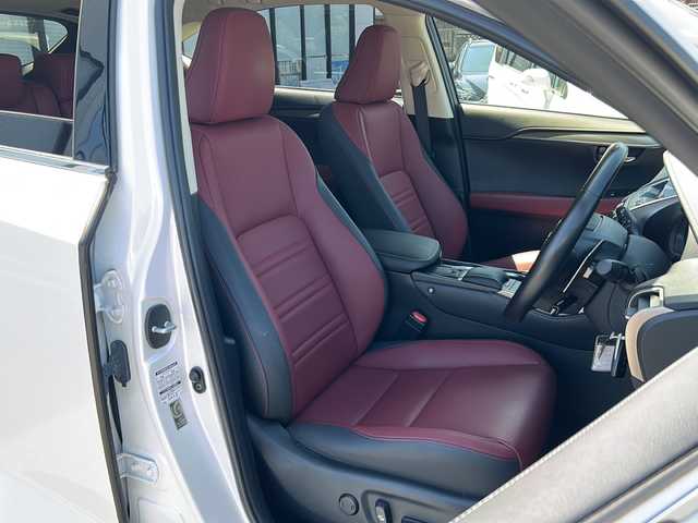 レクサス ＮＸ 300h Iパッケージ 岐阜県 2020(令2)年 2.9万km ソニッククォーツ 登録時走行距離：28613km/純正メーカーナビ/バックカメラ/フルセグテレビ・Bluetooth/レーダークルーズコントロール/パドルシフト/ドライブレコーダー/パワーバックドア/純正OPアルミホイール/レザーシート/パワーシート/ステアリングヒーター/アイドリングストップ/オートライト/オートハイビーム/フォグライト/LEDヘッドライト/アイドリングストップ/フロアマット/スマートキー/保証書