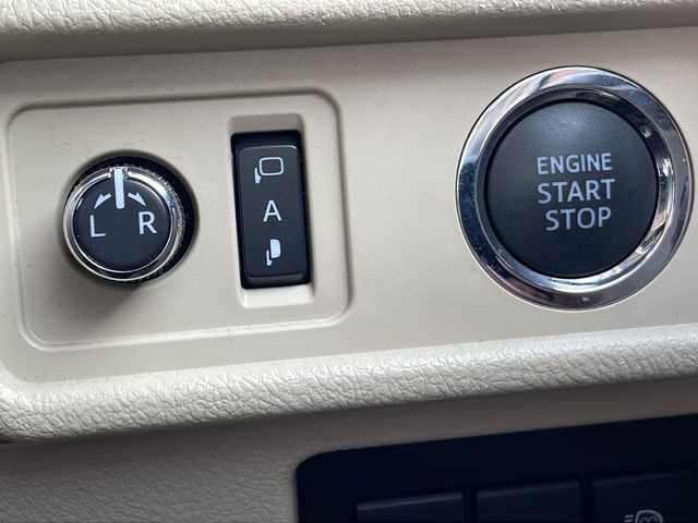 トヨタ ランドクルーザー プラド TX Lパッケージ 静岡県 2023(令5)年 1.7万km ホワイトパールクリスタルシャイン メーカーナビ/地デジTV/バック/全周囲カメラ/モデリスタエアロ/サンルーフ/レザーシート＆エアシート/純正19インチAW/2.0ETC/スマートキー/保証書/取説