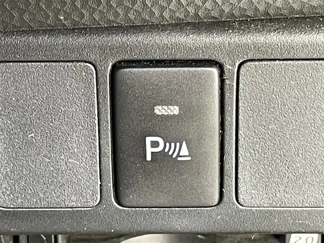 トヨタ ルーミー カスタムG 東京都 2021(令3)年 1.7万km 黒 純正9型ナビ/TV/CD/DVD/バックカメラ/純正12.1型フリップダウンモニター/モデリスタエアロ /前席シートヒーター/ウェルカムパワースライドドア/ビルトインETC2.0/ドライブレコーダー/追従クルーズ