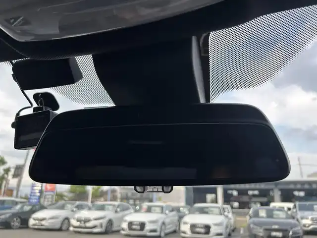 ＢＭＷ ３２０ｄ Mスポーツ 滋賀県 2018(平30)年 3.7万km サファイアブラックP ハイラインパッケージ/レザーシート／メモリ付きパワーシート/アドバンスドアクティブセーフティパッケージ/ヘッドアップディスプレイ/クルーズコントロール(追従走行有り)/純正HDDナビ/【CD/DVD/BT】/バックカメラ/車線逸脱警報/車線逸脱制御/横滑り防止/シートヒーター/コーナーセンサー/ミラー一体型ETC/ドライブレコーダー/パドルシフト/オートワイパー/オートライト/純正LEDライト/スマートキー/プッシュスタート/MTモード付きAT/アイドリングストップ/純正アルミホイール 19インチ/ウインカーミラー