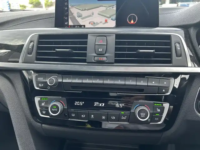 ＢＭＷ ３２０ｄ Mスポーツ 滋賀県 2018(平30)年 3.7万km サファイアブラックP ハイラインパッケージ/レザーシート／メモリ付きパワーシート/アドバンスドアクティブセーフティパッケージ/ヘッドアップディスプレイ/クルーズコントロール(追従走行有り)/純正HDDナビ/【CD/DVD/BT】/バックカメラ/車線逸脱警報/車線逸脱制御/横滑り防止/シートヒーター/コーナーセンサー/ミラー一体型ETC/ドライブレコーダー/パドルシフト/オートワイパー/オートライト/純正LEDライト/スマートキー/プッシュスタート/MTモード付きAT/アイドリングストップ/純正アルミホイール 19インチ/ウインカーミラー