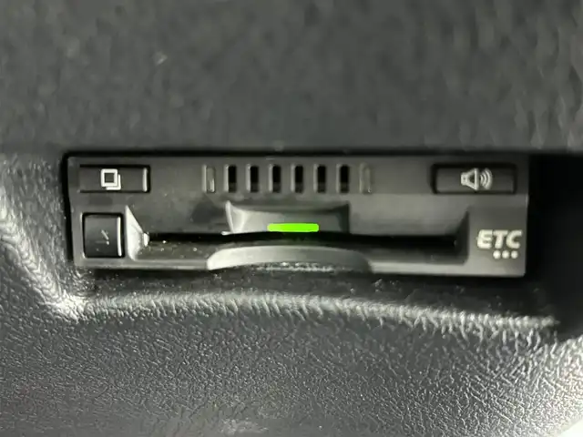 トヨタ シエンタ ハイブリッド G クエロ 熊本県 2017(平29)年 3.3万km ヴィンテージブラウンパールクリスタルシャイン 純正ナビNSZT-W66T（ＣＤ・ＤＶＤ・フルセグ・ＢＴ）/バックカメラ　/純正前方ドライブレコーダー　/ビルトインＥＴＣ　/両側パワースライドドア　/前席シートヒーター　/プリクラッシュブレーキ　/レーンデェパーチャアラート/横滑り防止/純正フロアマット/純正16インチAW/オートライト/オートマチックハイビーム/LEDヘッドライト/スマートキー/プッシュスタート/スペアキー1本/保証書/取扱説明書