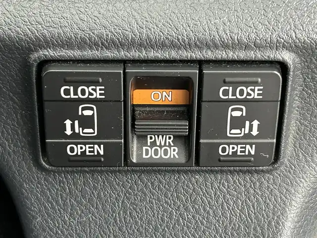 トヨタ シエンタ ハイブリッド G クエロ 熊本県 2017(平29)年 3.3万km ヴィンテージブラウンパールクリスタルシャイン 純正ナビNSZT-W66T（ＣＤ・ＤＶＤ・フルセグ・ＢＴ）/バックカメラ　/純正前方ドライブレコーダー　/ビルトインＥＴＣ　/両側パワースライドドア　/前席シートヒーター　/プリクラッシュブレーキ　/レーンデェパーチャアラート/横滑り防止/純正フロアマット/純正16インチAW/オートライト/オートマチックハイビーム/LEDヘッドライト/スマートキー/プッシュスタート/スペアキー1本/保証書/取扱説明書