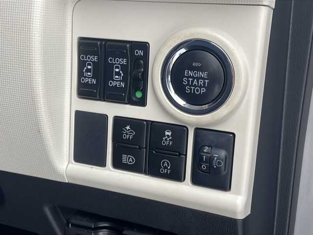 ダイハツ ムーヴ キャンバス X ブラックインテリア リミテッド SAⅢ 沖縄県 2018(平30)年 7.1万km スムースグレーマイカメタリック/ファイアークォーツレッドメタリック 2トーン パナソニックナビ（CN-AS300WD)/（フルセグＴＶ　ＤＶＤ　ＣＤ　Ｂｌｕｅｔｏｏｔｈ）/パノラマモニター/両側パワースライドドア/ＥＴＣ/ステアリングスイッチ/純正フロアマット/スマートキー/プッシュスタート/スマートアシストＩＩＩ/オートライト/オートマチックハイビーム/アイドリングストップ