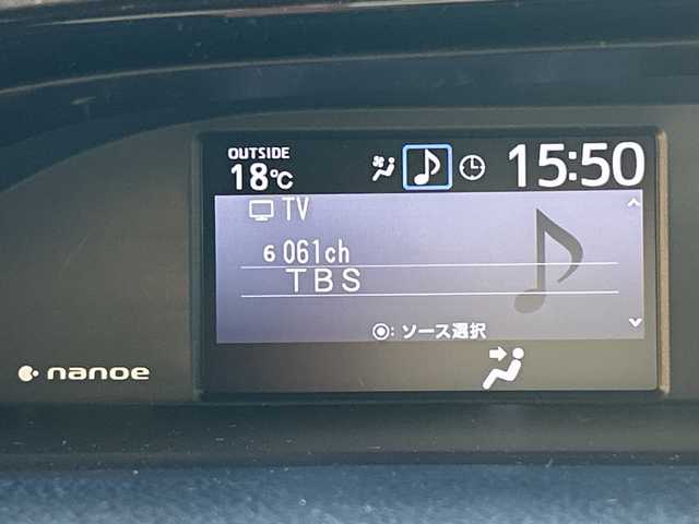 トヨタ ノア ハイブリッド Si ダブルバイビーⅢ 千葉県 2021(令3)年 4.1万km ホワイトパールクリスタルシャイン モデリスタエアロ　10型ナビNSZN-Z68T　フリップダウンモニター　バックカメラ　両側電動スライドドア　シートヒーター　セーフティセンス　２．０ETC　クルコン　ドラレコ　コンビハンドル　LED