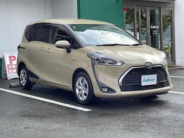 トヨタ シエンタ ハイブリッド ファンベースG 京都府 2018(平30)年 4.8万km ベージュ 純正９インチナビ　フルセグ　Ｂｌｕｅｔｏｏｔｈオーディオ　ＤＶＤ再生　バックカメラ　プリクラッシュセーフティ　クルーズコントロール　両側パワースライド　ビルトインＥＴＣ　ドライブレコーダー　ＬＥＤヘッドライト　クリアランスソナー