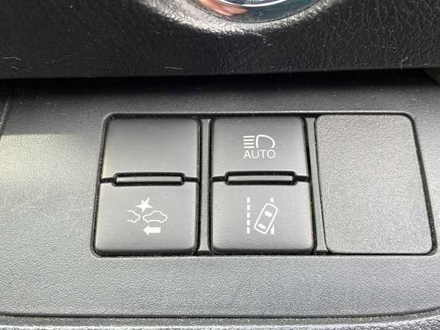 トヨタ シエンタ ハイブリッド ファンベースG 京都府 2018(平30)年 4.8万km ベージュ 純正９インチナビ　フルセグ　Ｂｌｕｅｔｏｏｔｈオーディオ　ＤＶＤ再生　バックカメラ　プリクラッシュセーフティ　クルーズコントロール　両側パワースライド　ビルトインＥＴＣ　ドライブレコーダー　ＬＥＤヘッドライト　クリアランスソナー