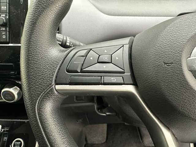 日産 セレナ X 兵庫県 2020(令2)年 3.6万km ブリリアントシルバー 衝突軽減ブレーキ/純正ナビ＆フルセグTV/（CD＆SD＆BT）/クルーズコントロール/両側スライドドア/ETC/Aストップ/スマートキー/プッシュスタート/フロアマット/ドアバイザー