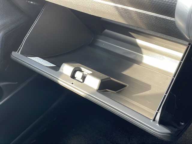 スズキ クロスビー HYBRID MZ 山口県 2019(平31)年 7.1万km ミネラルグレーM ４ＷＤ/衝突被害軽減ブレーキ/クルーズコントロール/純正ナビ/【CN-RZ846:CD/DVD/Bluetooth/MSV】/フルセグTV/全方位カメラ/コーナーセンサー/ステアリングスイッチ/革巻きステアリング/パドルシフト/ETC/ドライブレコーダー/前席シートヒーター/ＬＥＤヘッドランプ/フォグランプ/オートライト/純正フロアマット/スペアキー/保証書/取扱説明書